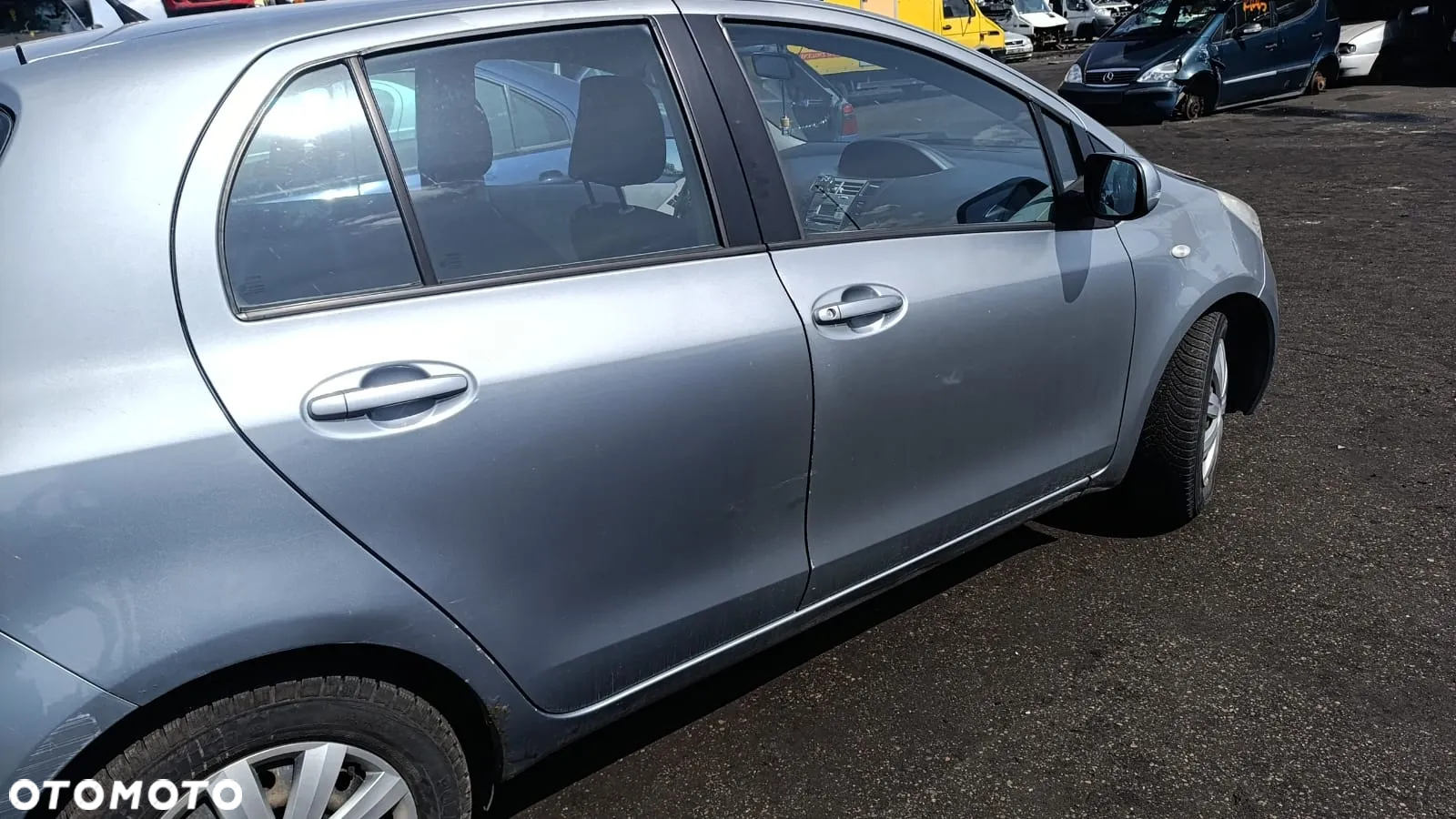 34674 Toyota yaris 2 1.3  vvti 2SZ-FE na części lakier 1F8 - 9