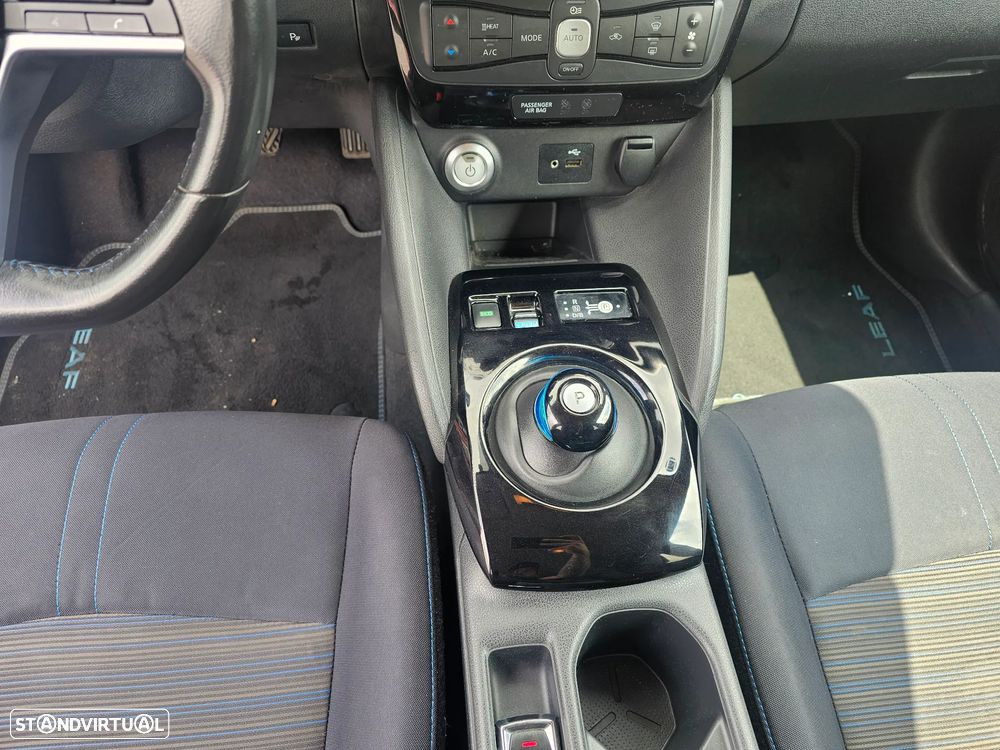 Nissan Leaf N-Connecta - 14