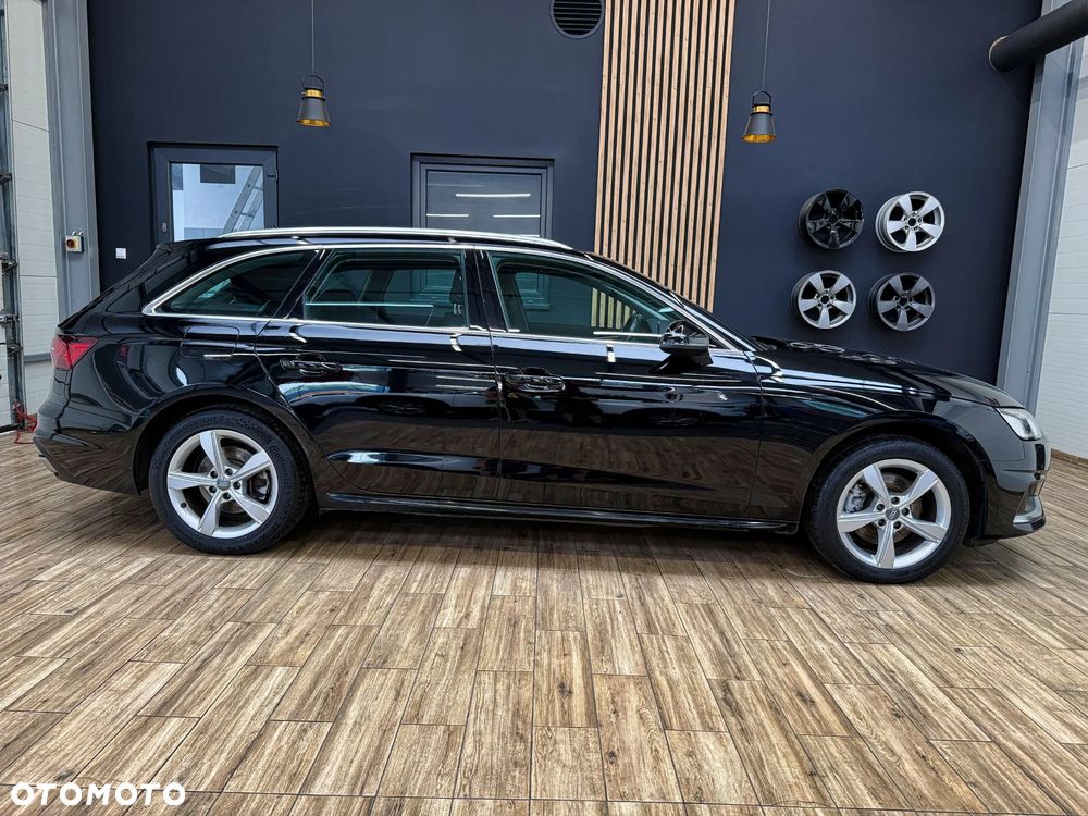 Audi A4 Avant 40 TFSI S tronic - 6