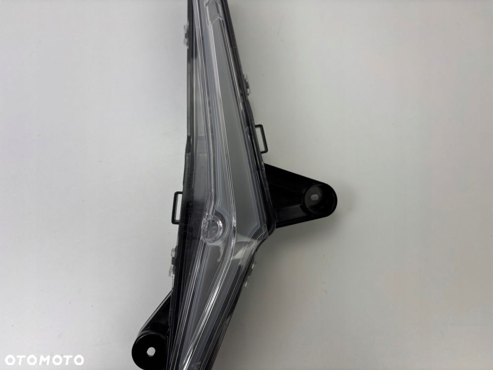Lampa LED Prawy przód Can-Am Maverick R 2024- Oryginał - 3