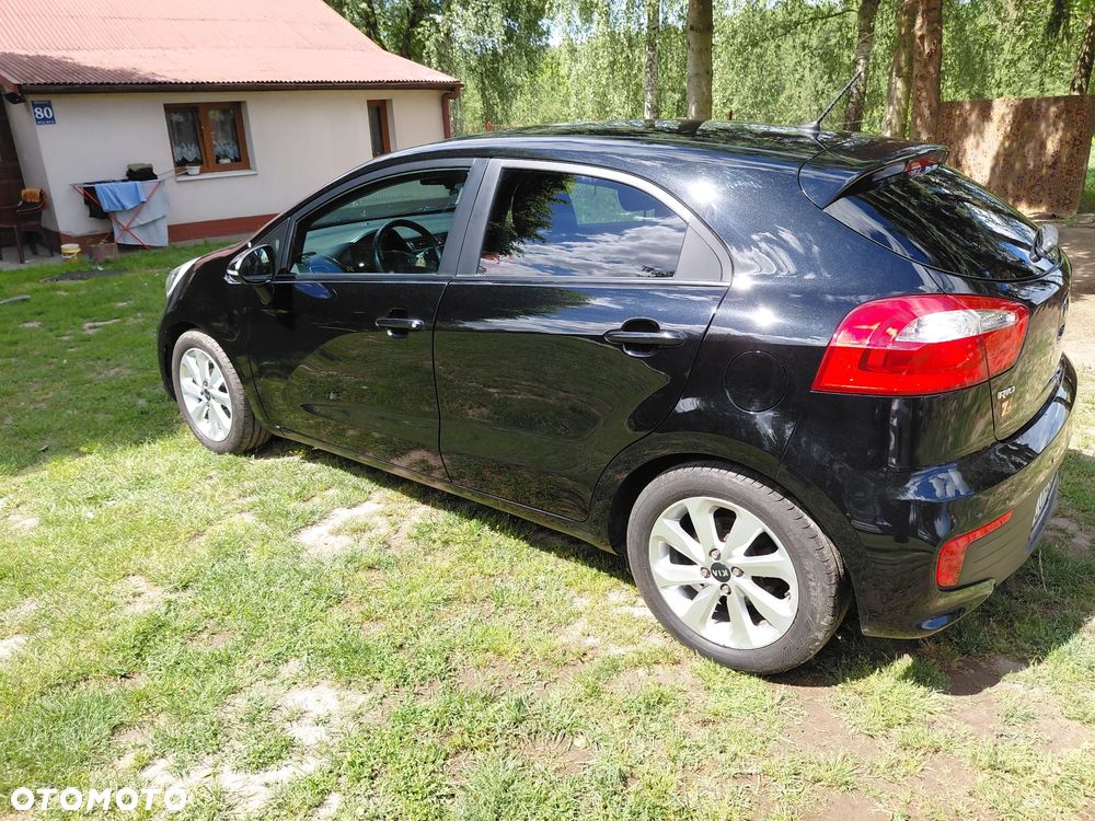 Kia Rio 1.4 L - 3
