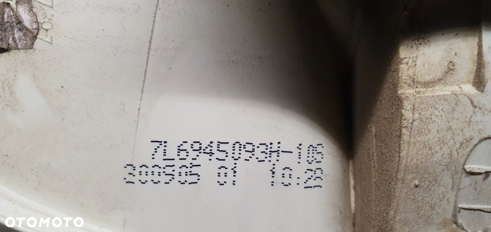 Lampa lewy tył tylna lewa w klapę VW Touareg 7L 7L6945093H - 6