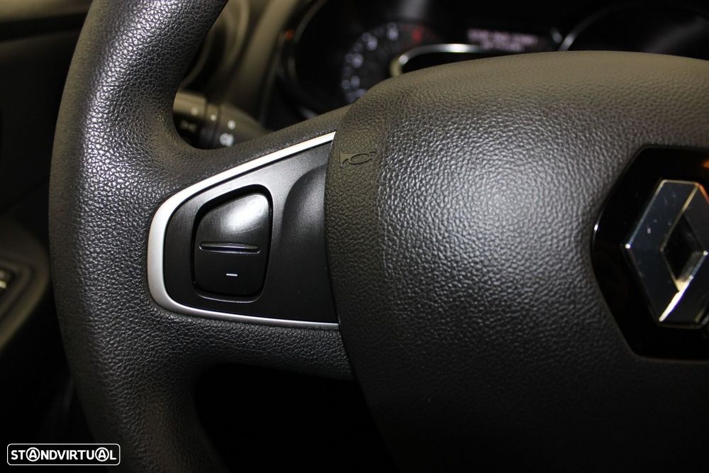 Renault Clio 1.5 dCi Zen — fotografia 10