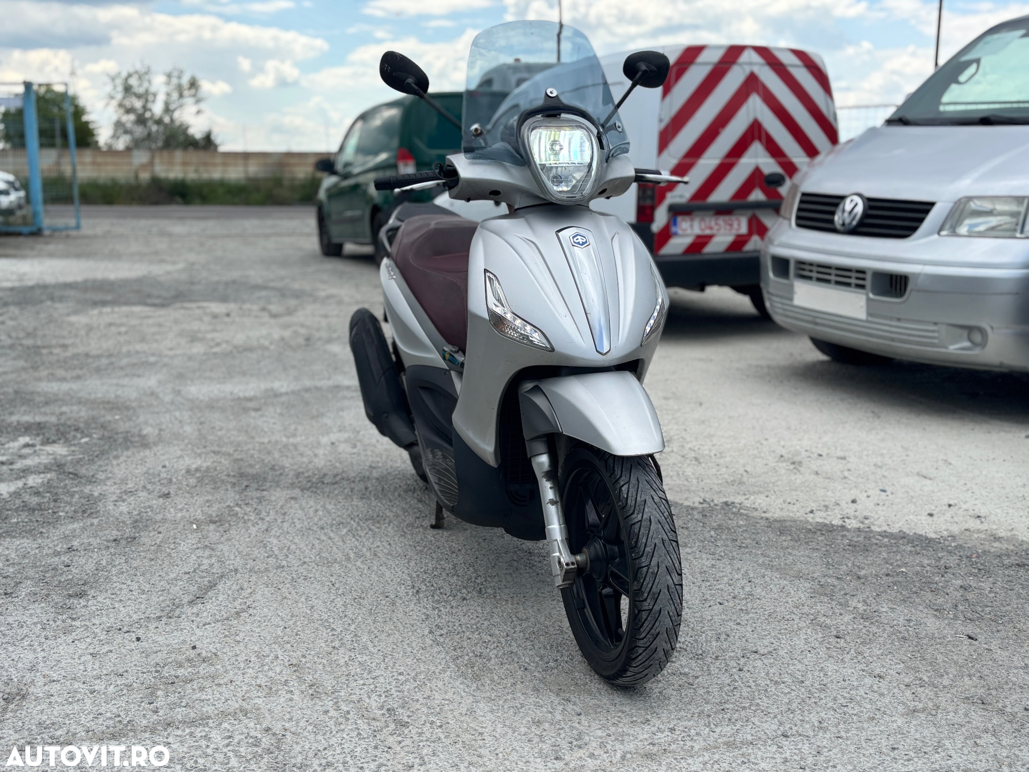 Piaggio Beverly - 7