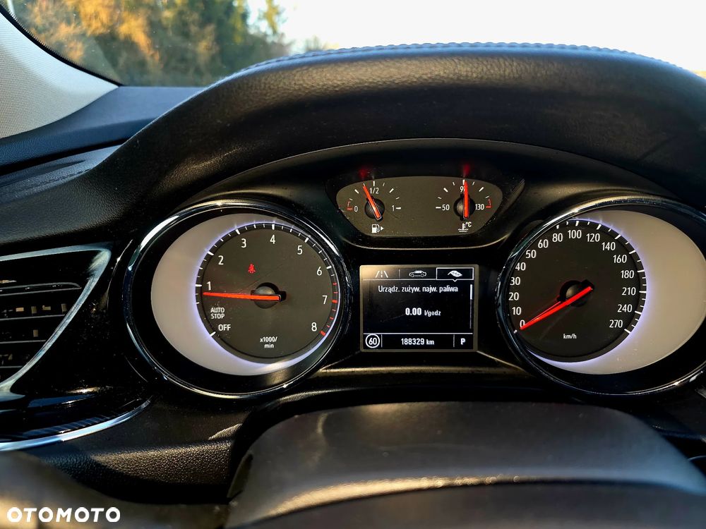 Opel Insignia 1.5 T Exclusive S&S - 17