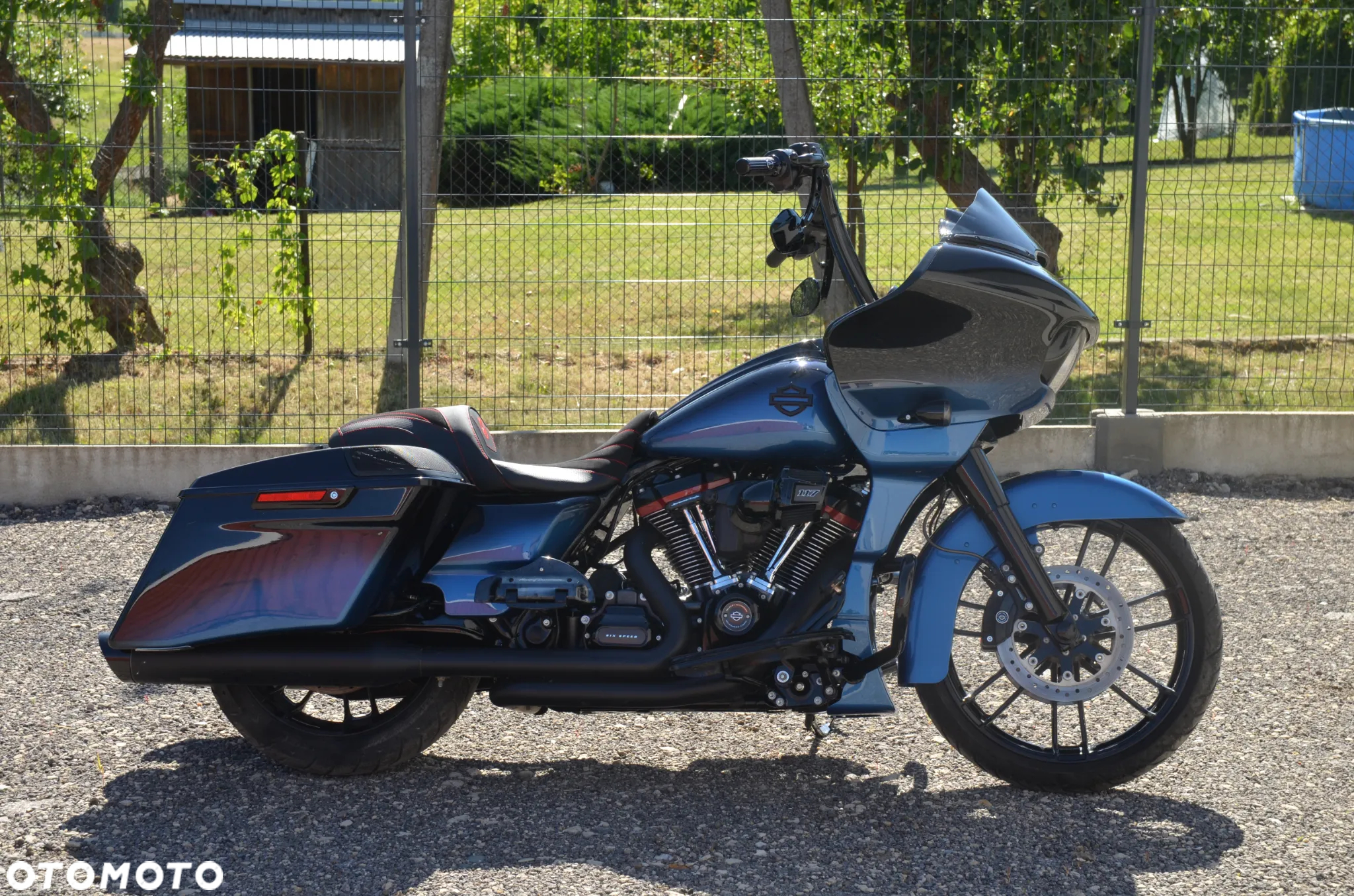Harley-Davidson Touring Road Glide - 14