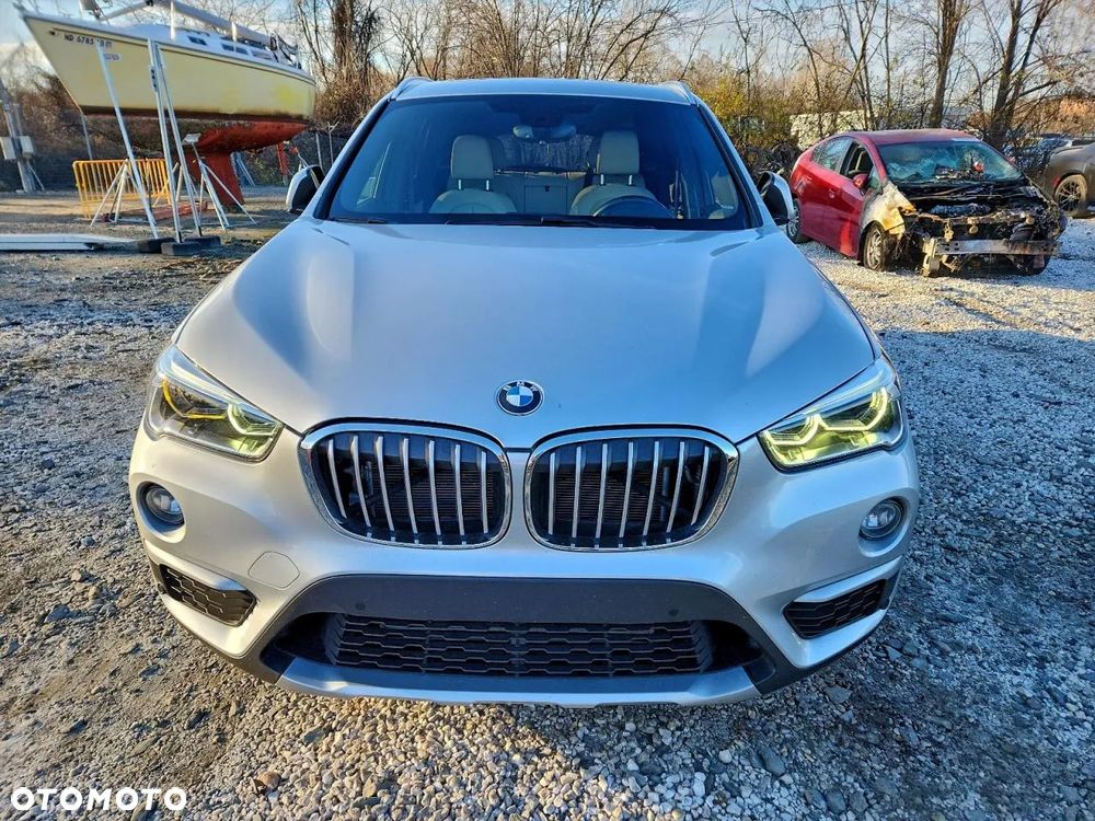 BMW X1 xDrive25i Sport Line - 5