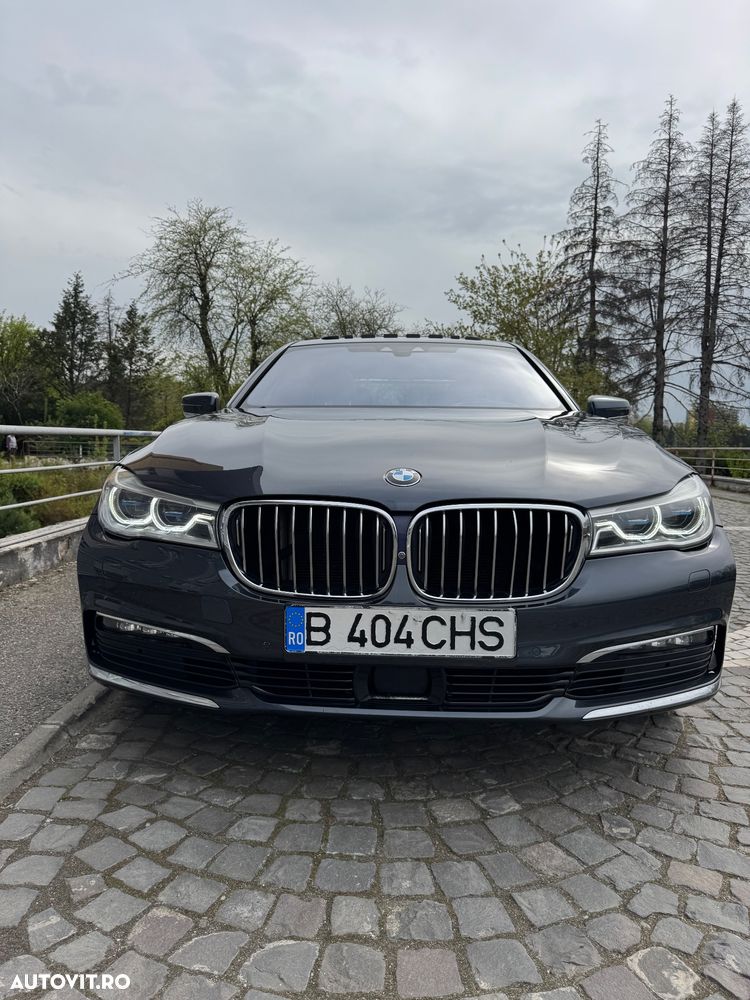 BMW Seria 7 730Ld xDrive - 11