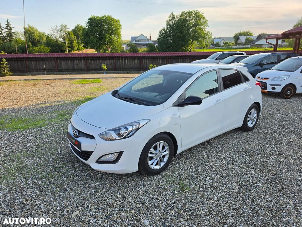 Hyundai i30 i30cw 1.6 Fifa World Cup Edition - 2