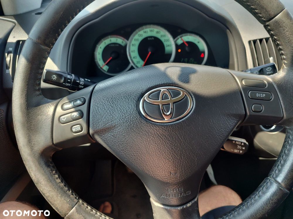 Toyota Corolla Verso - 13