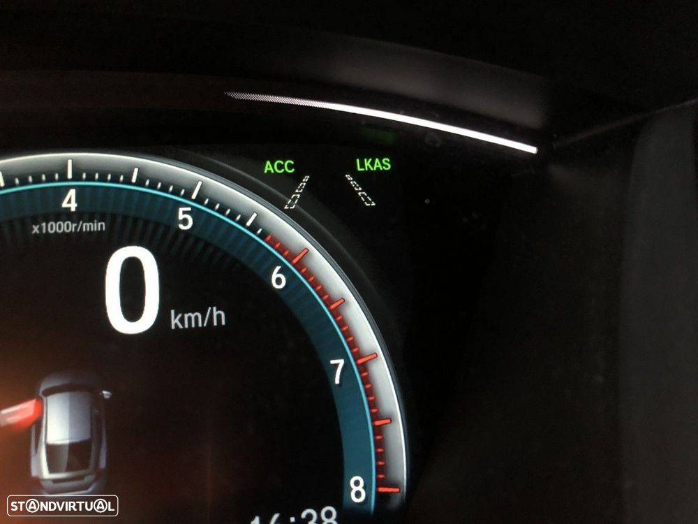 Honda Civic 1.0 i-VTEC Executive Premium - 30