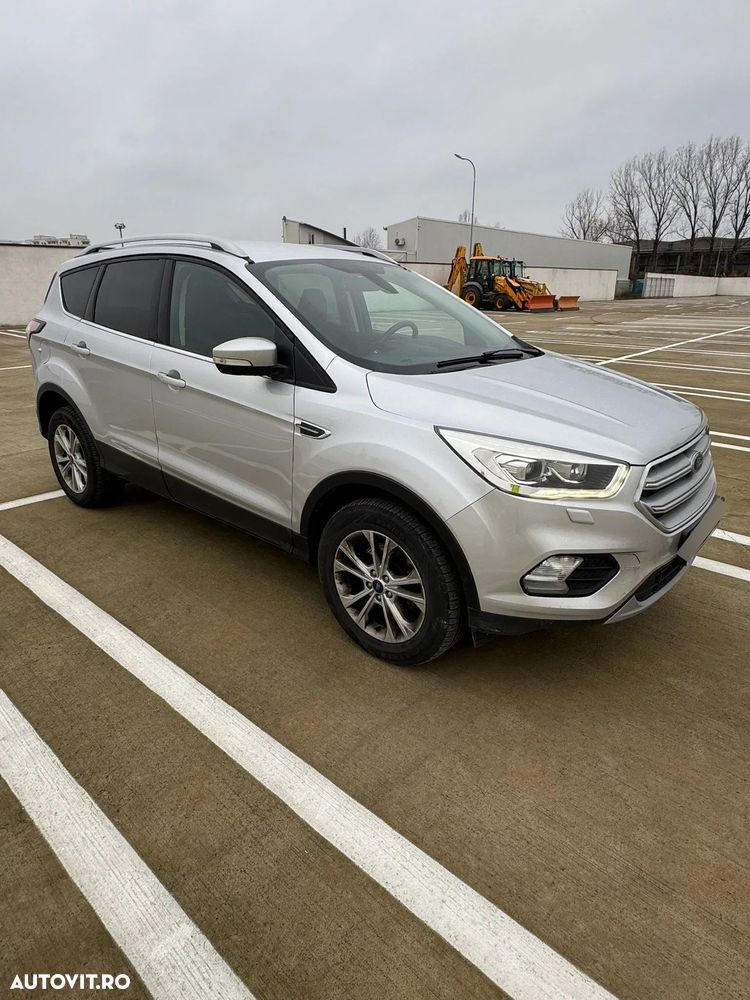 Ford Kuga 2.0 TDCi 4WD Powershift Titanium - 8