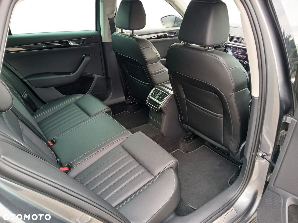 Skoda Superb 2.0 TSI 4x4 L&K DSG - 22