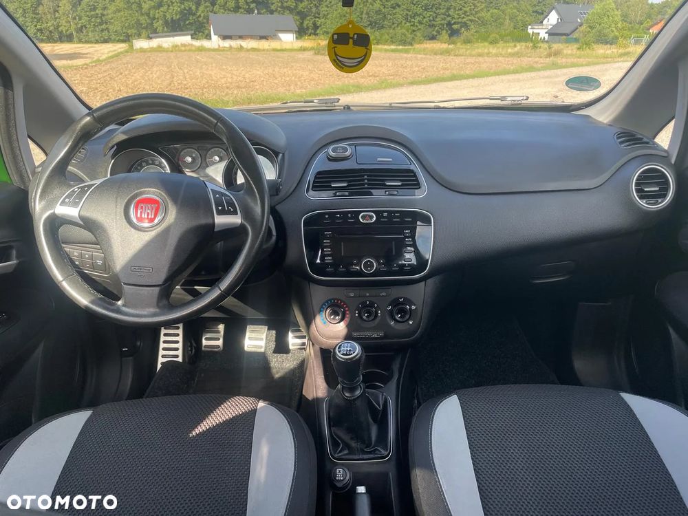 Fiat Punto 2012 - 11
