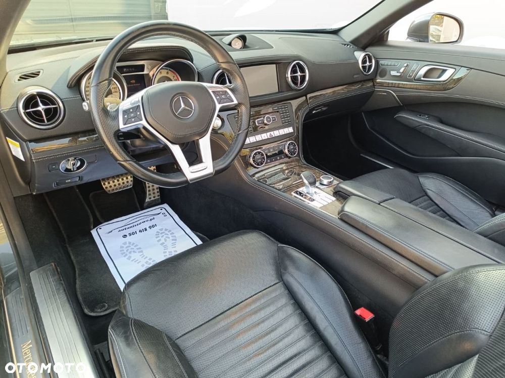 Mercedes-Benz SL - 22