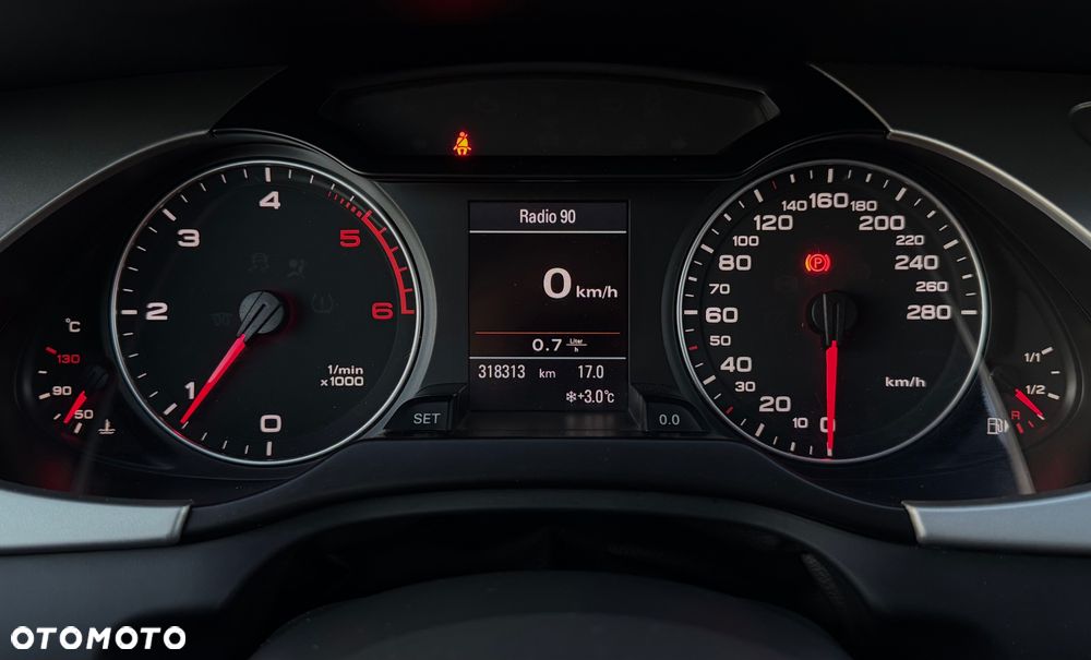 Audi A4 Avant 2.0 TDI Quattro - 12