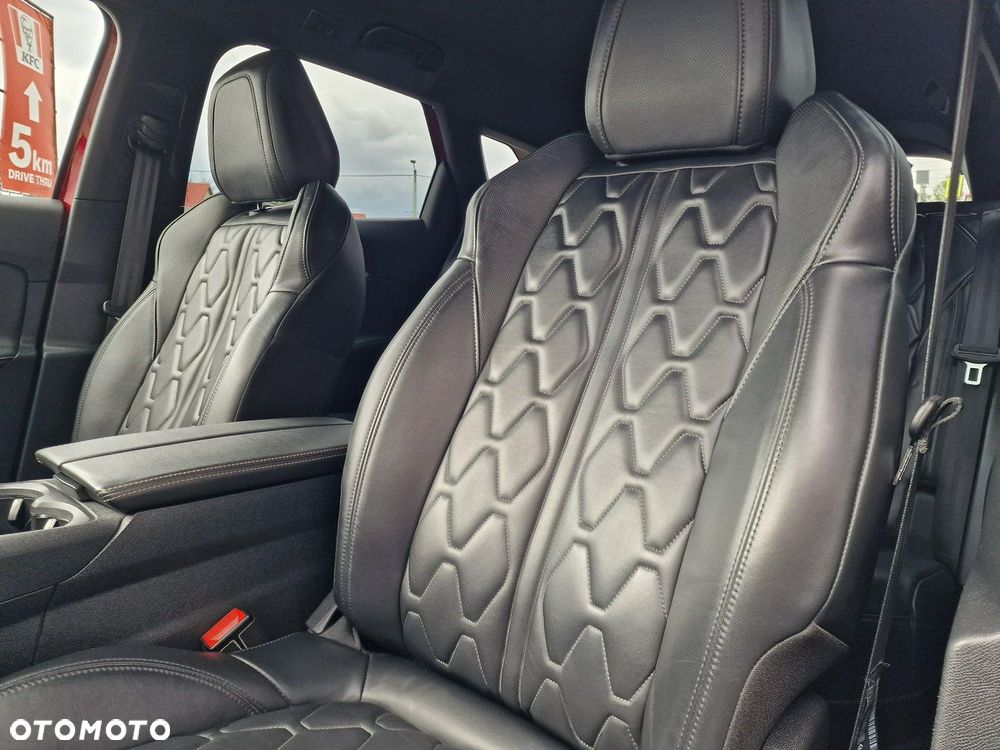Peugeot 3008 1.6 PureTech Hybrid4 PHEV GT S&S EAT8 - 21