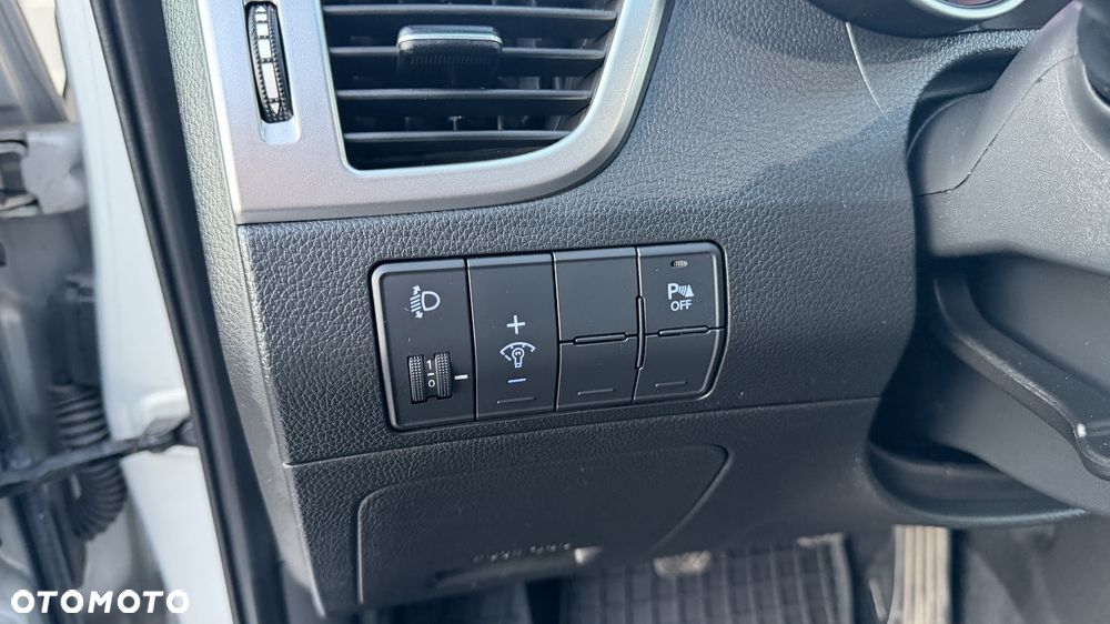 Hyundai i30 1.4 Base - 12