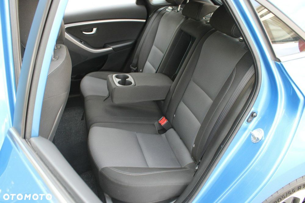 Hyundai i30 1.4 YES - 13