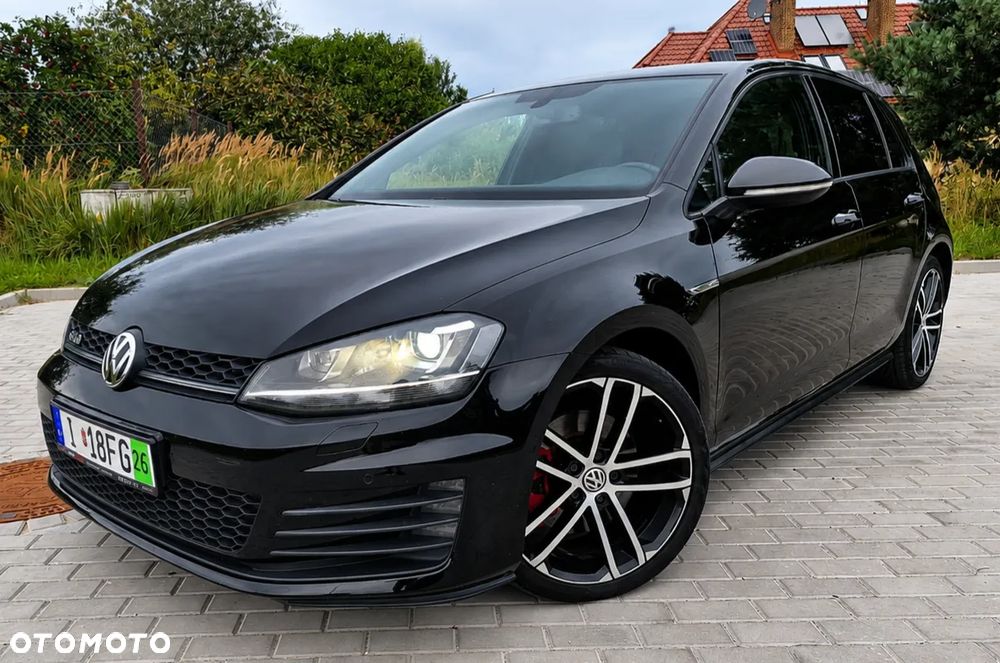 Volkswagen Golf 2.0 TDI BMT GTD - 1