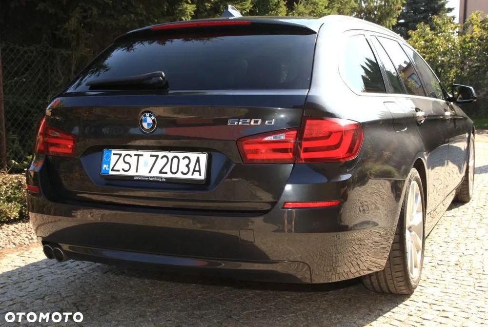 BMW Seria 5 520d Touring - 7
