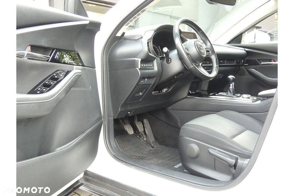 Mazda CX-30 2.0 mHEV Hikari 2WD - 10