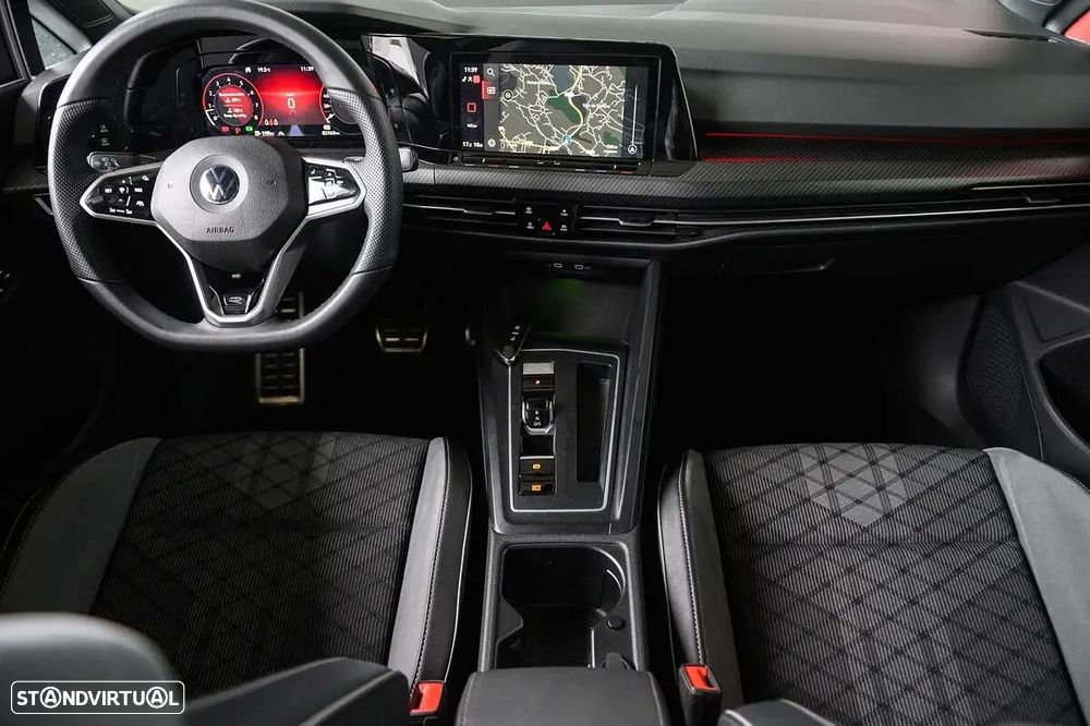 VW Golf 1.5 eTSI OPF DSG R-Line - 60