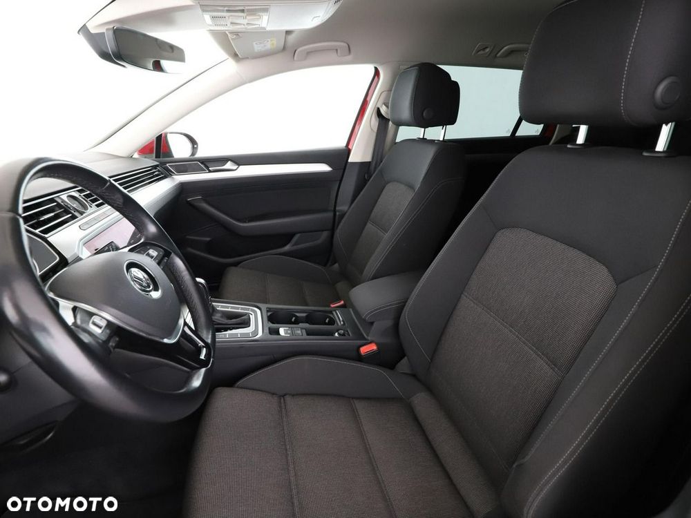 Volkswagen Passat Variant 1.6 TDI (BlueMotion Technology) DSG Comfortline - 14