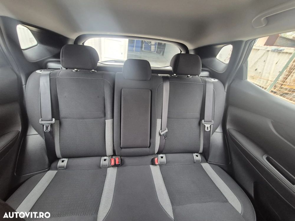 Nissan Qashqai+2 - 13