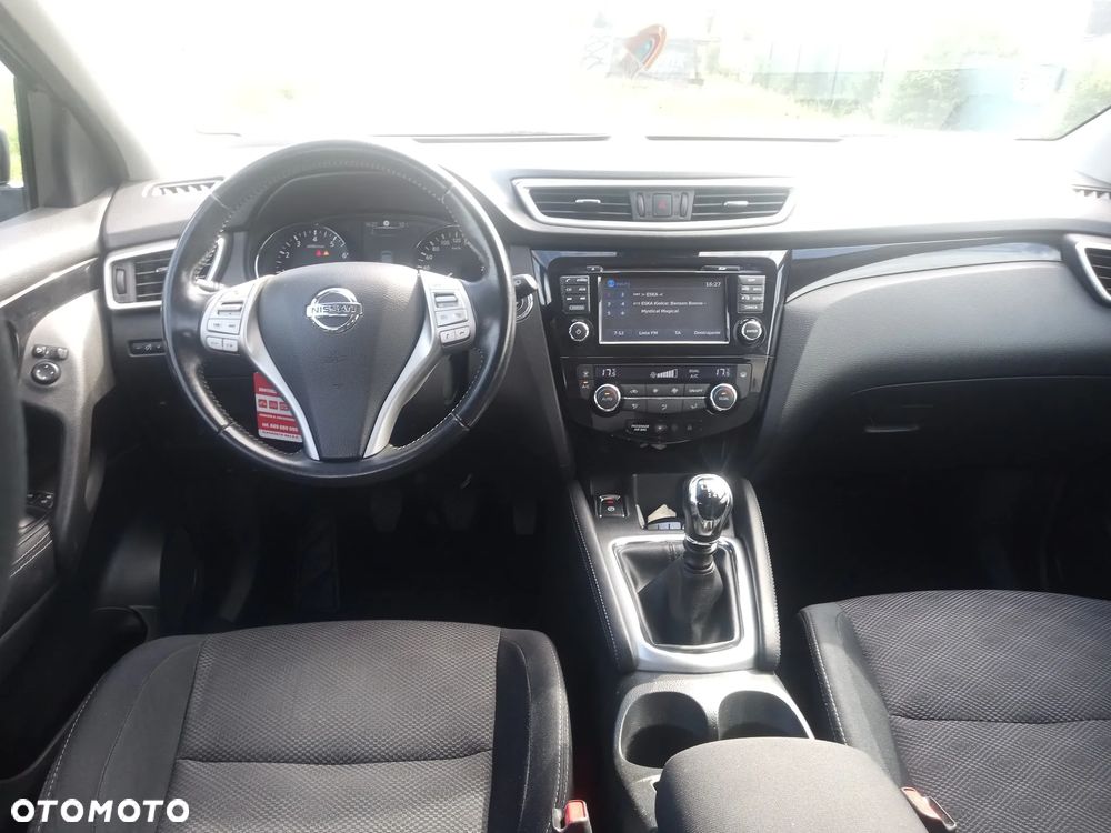 Nissan Qashqai 1.2 DIG-T N-Vision - 14