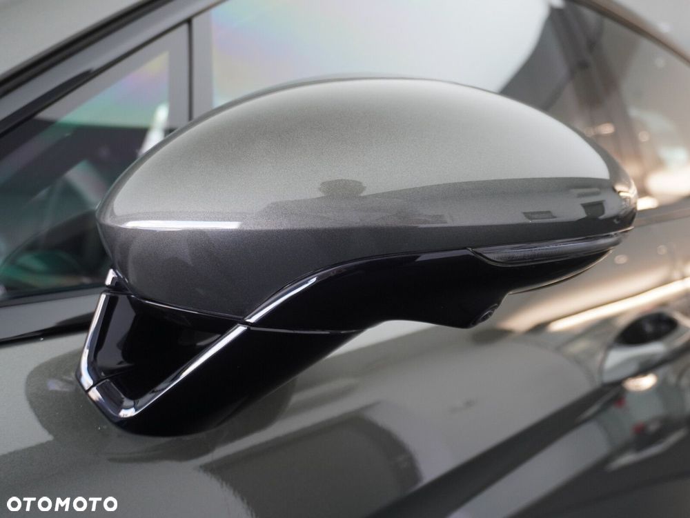 Porsche Panamera 4 E-Hybrid PHEV - 12