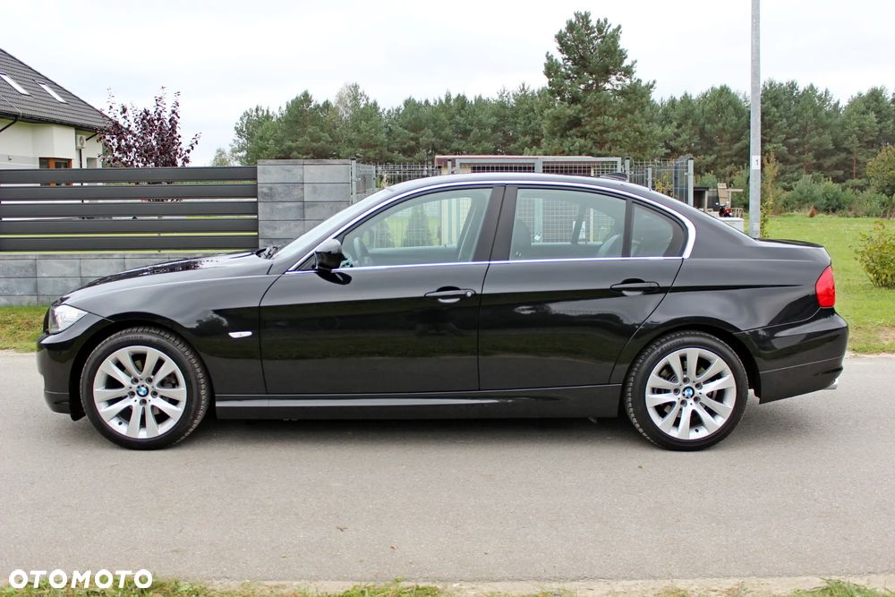BMW Seria 3 318i Edition Lifestyle - 9