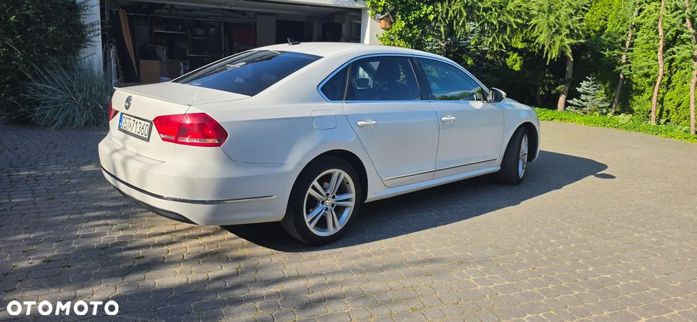 Volkswagen Passat 2.0 TDI Comfortline DSG - 4