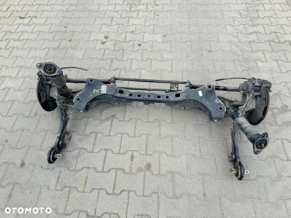 I40 III LIFT ZAWIESZENIE TYLNE SANKI WÓZEK OŚ ZWROTNICA KOMPLETNE 1.7 CRDI