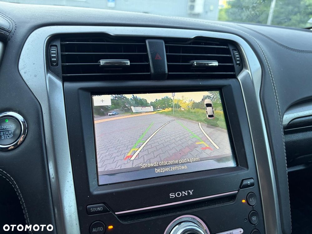 Ford Mondeo Vignale 2.0 Hybrid - 24