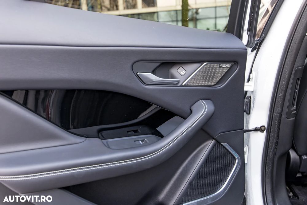 Jaguar I-Pace HSE - 24