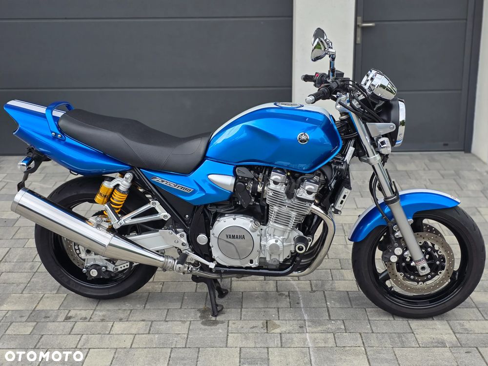 Yamaha XJR - 1