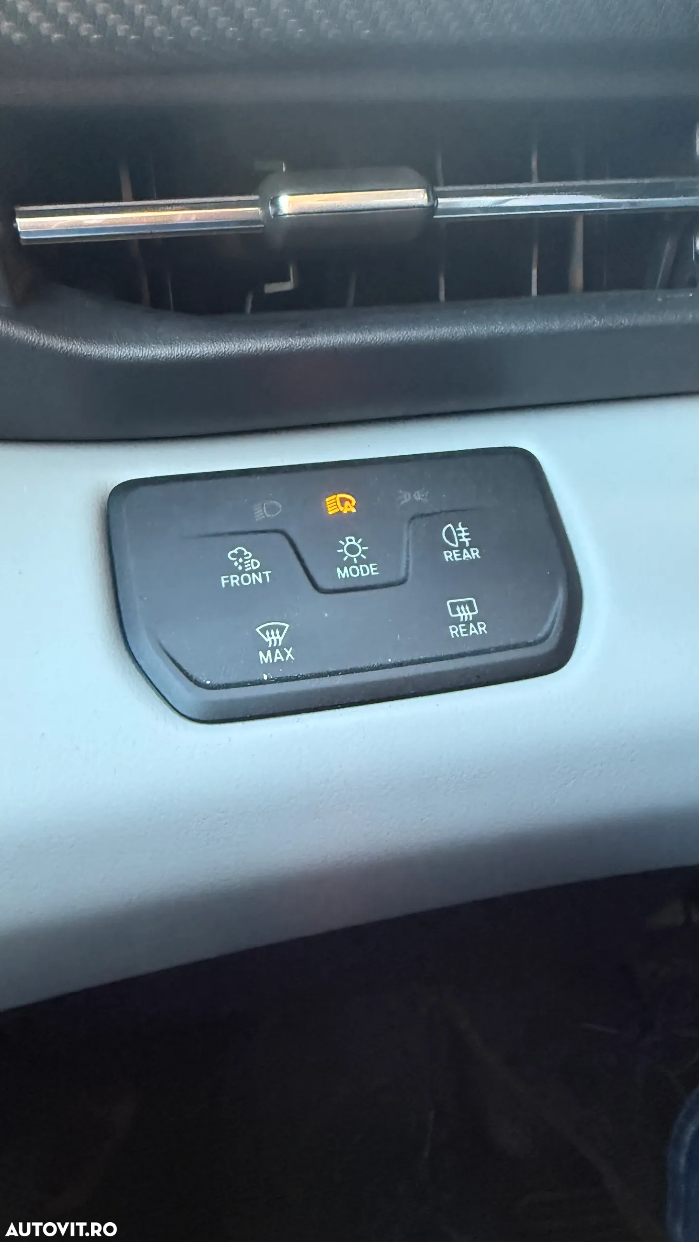 Ford Explorer AWD 79 kWh Extended Range Premium - 14