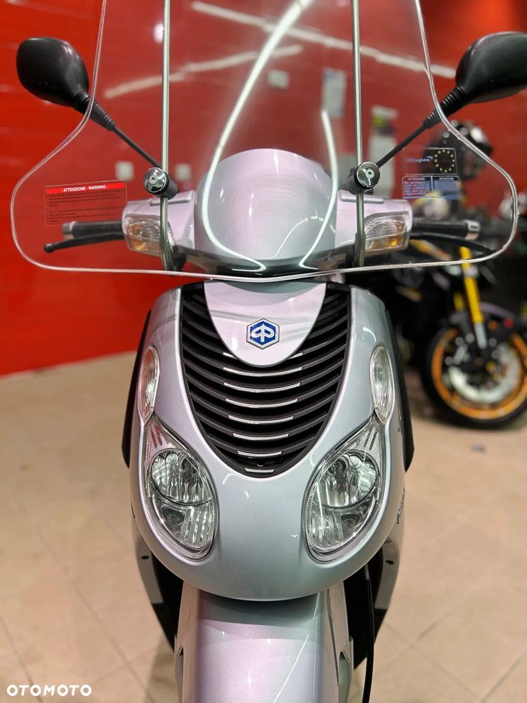 Piaggio Carnaby - 19