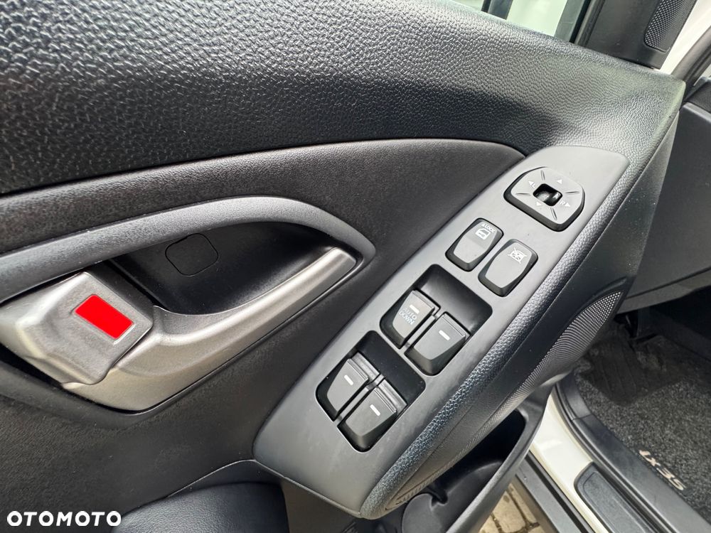 Hyundai ix35 - 15