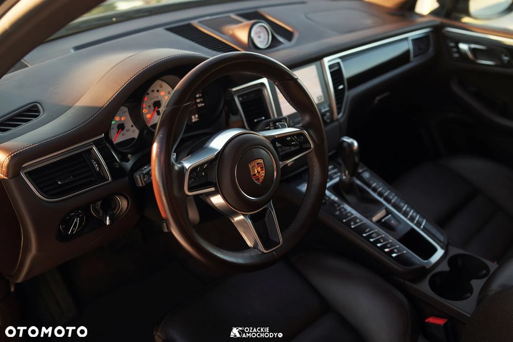 Porsche Macan GTS - 16