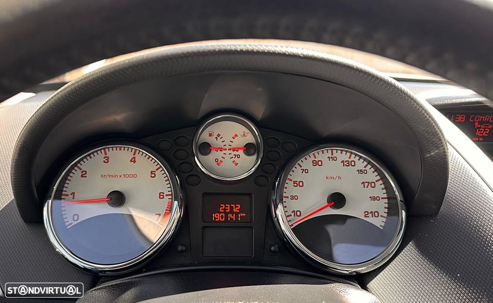 Peugeot 207 SW 1.4 Premium - 15