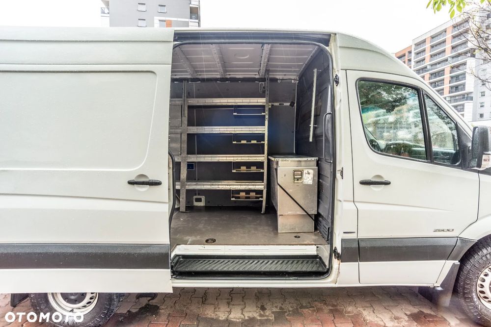Mercedes-Benz Sprinter 319 W906 FL - 19