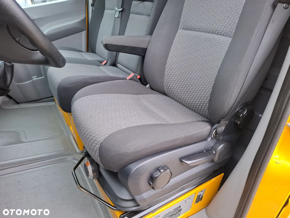 Volkswagen Crafter 2014 2.0TDI 136KM L2H1 LONG KLIMA 3 OSOBOWY - 18