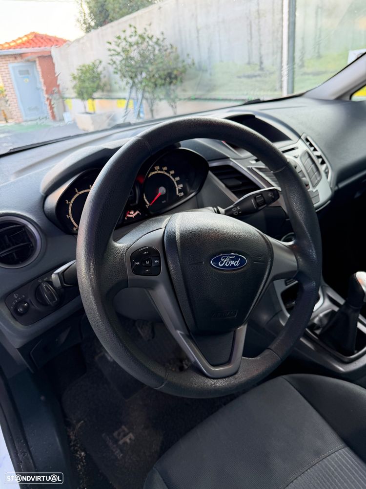 Ford Fiesta 1.25 Trend - 11