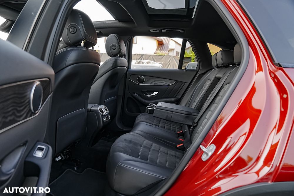 Mercedes-Benz GLC 300 4MATIC 9G-TRONIC AMG Line - 20