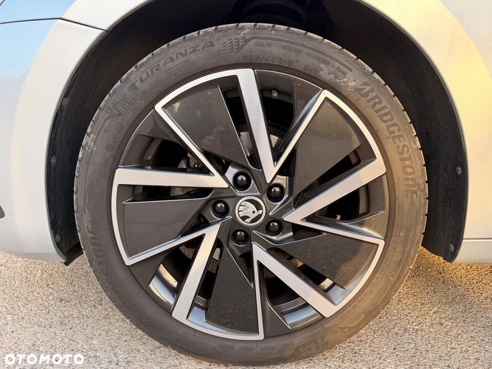 Skoda Octavia 1.5 TSI ACT Style - 9