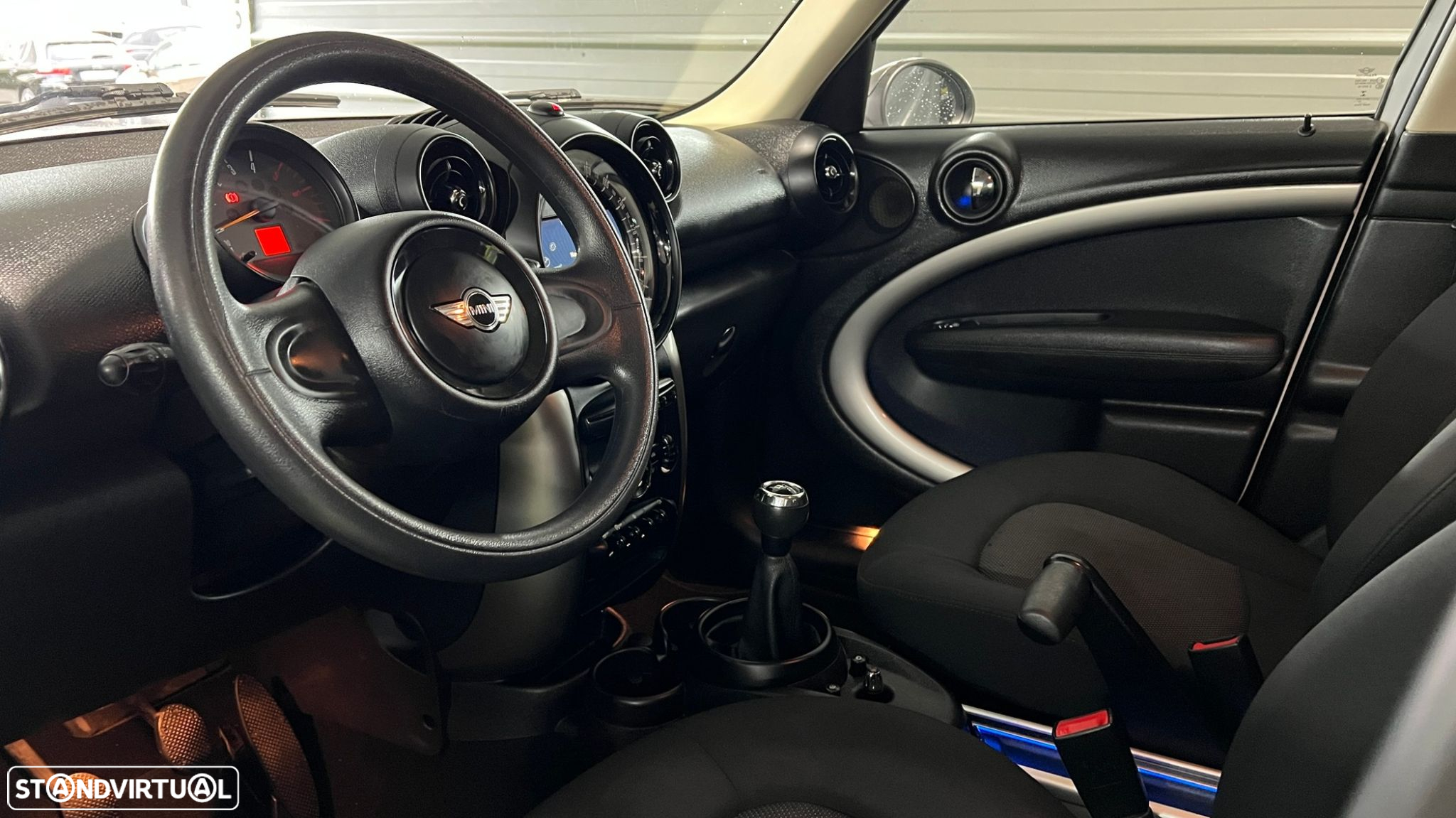 MINI Countryman One D - 11