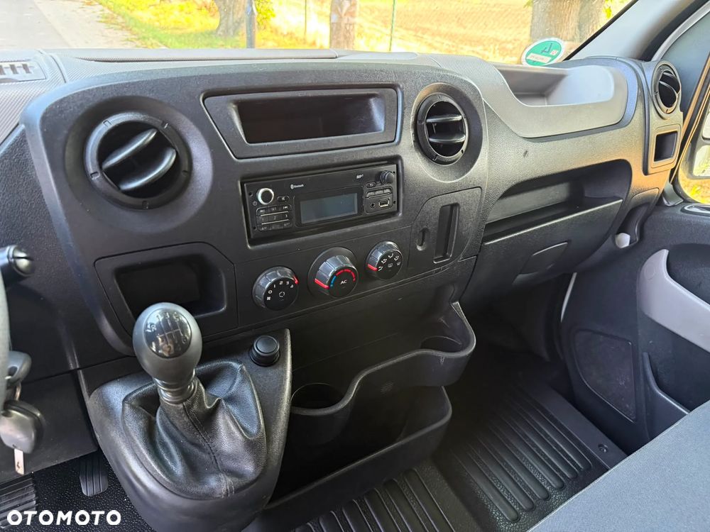 Renault Master - 22