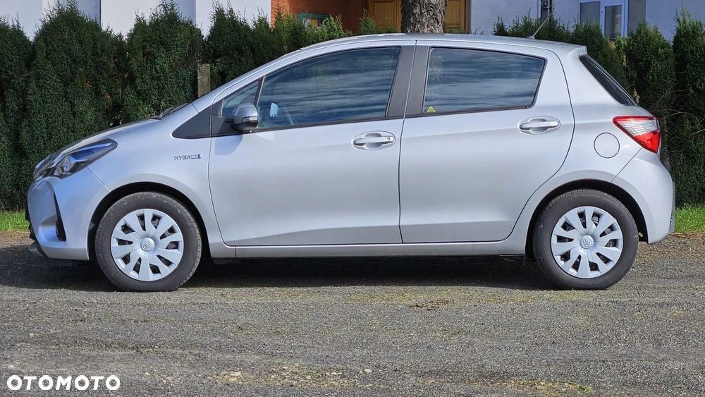 Toyota Yaris - 5